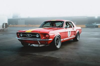 Ford-Mustang-390-GT-16-740x493